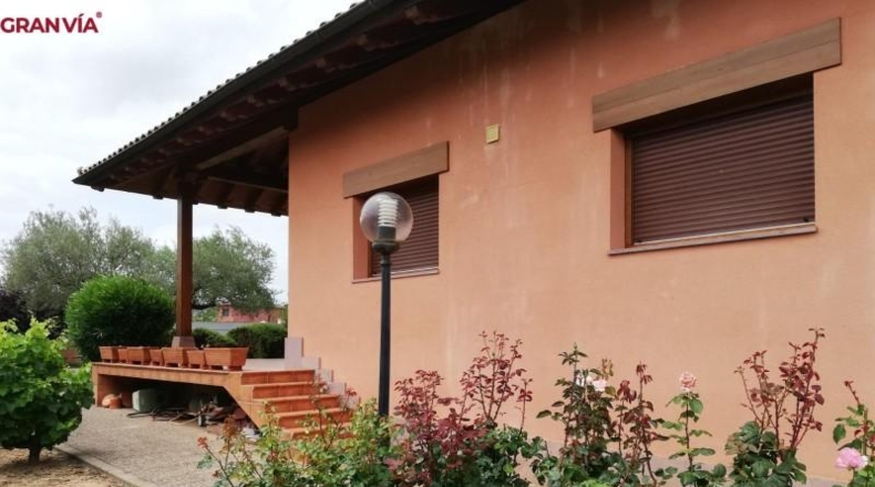 La Rioja - Albelda de Iregua - 2000m2