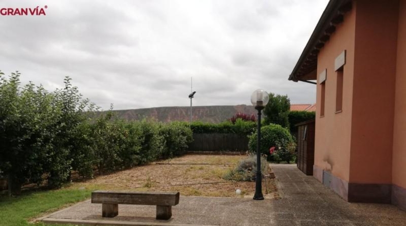 La Rioja - Albelda de Iregua - 2000m2