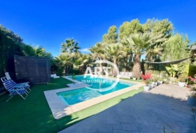 Llíria 838&nbsp;m²