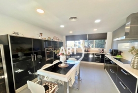 Llíria 838&nbsp;m²