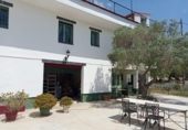 Отдельно стоящий дом с участком на продажу в городе el Vendrell Фото