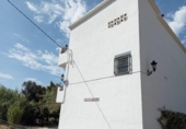 Отдельно стоящий дом с участком на продажу в городе el Vendrell Фото