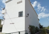 Отдельно стоящий дом с участком на продажу в городе el Vendrell Фото