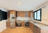 Chalet independiente con terreno en venta en la España, Manilva, ref: TR379317 foto