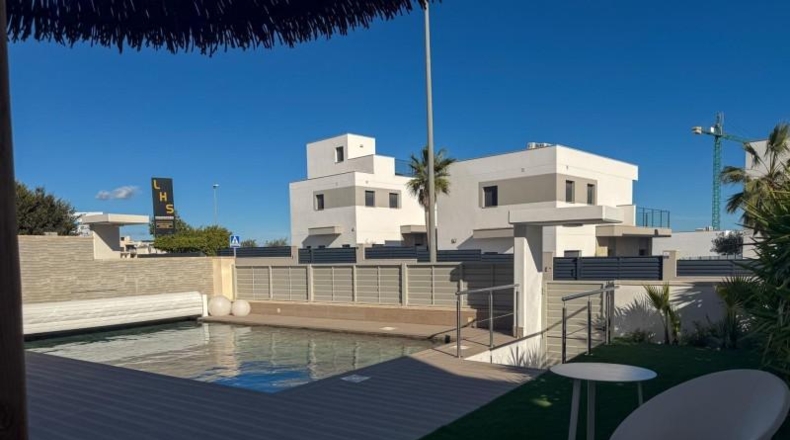 Alicante - San Miguel de Salinas - 200m2