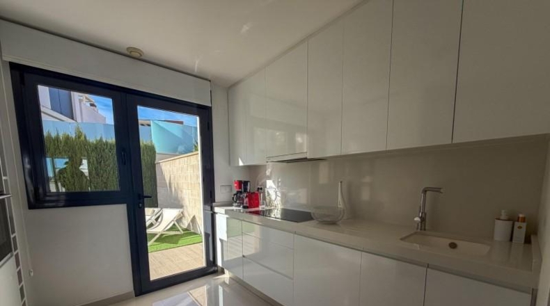 Alicante - San Miguel de Salinas - 200m2