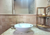 Chalet independiente con terreno en venta en la España, Adeje, ref: TR379982 foto