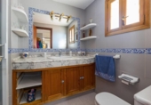 Chalet independiente con terreno en venta en la España, Sencelles, ref: TR345208 foto
