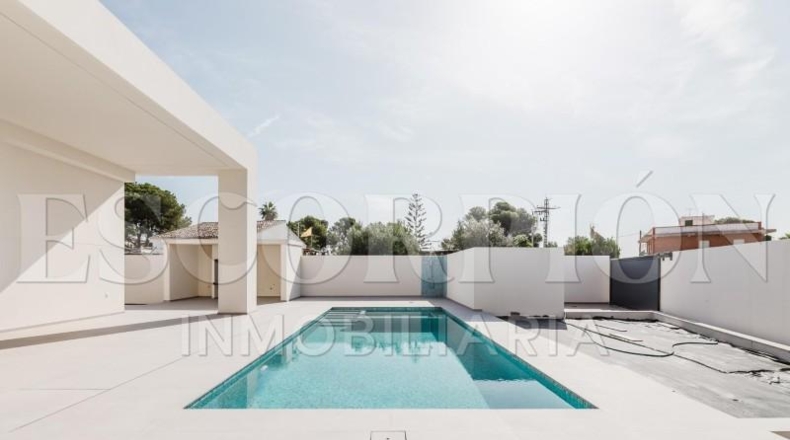 Valencia - Puebla de Vallbona - 600m2