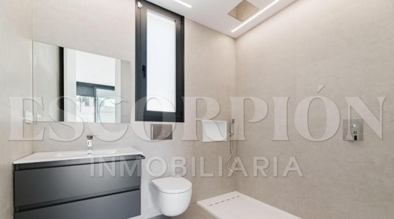 Valencia - Puebla de Vallbona - 600m2