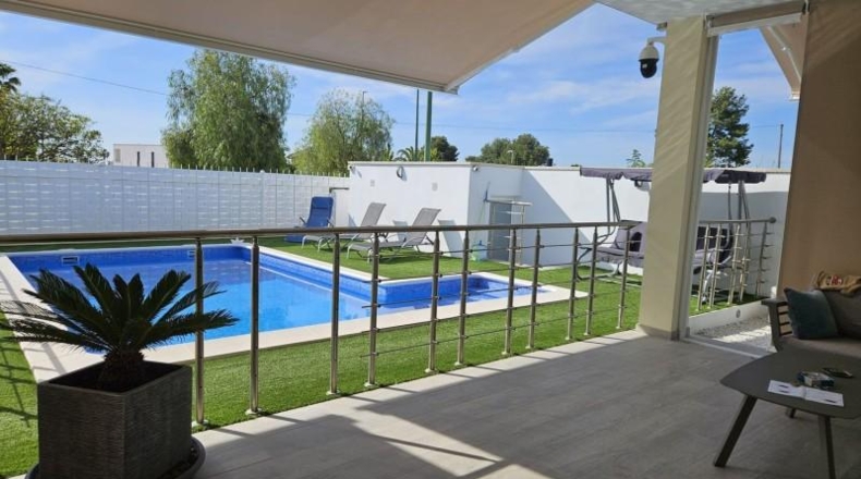 Valencia - Лирия - 524m2