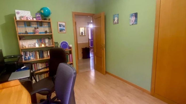 Comunidad de Madrid - Fuenlabrada - 250m2