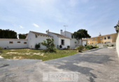 Chalet independiente con terreno en venta en la España, Orihuela, ref: TR138353 foto