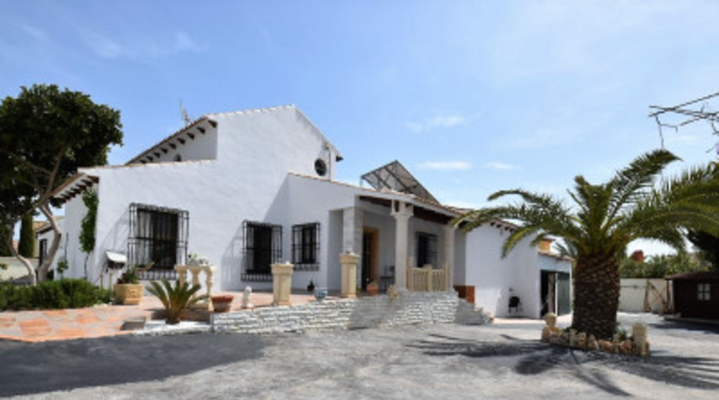 Alicante - Dehesa de Campoamor - 1762m2