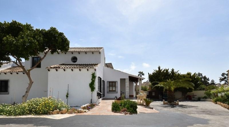 Alicante - Dehesa de Campoamor - 1762m2