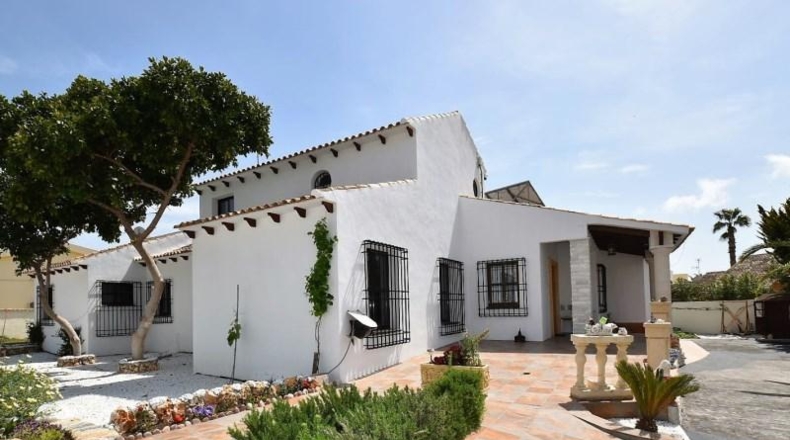 Alicante - Dehesa de Campoamor - 1762m2
