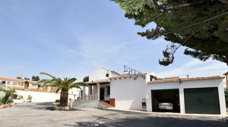 Alicante - Dehesa de Campoamor - 1762m2