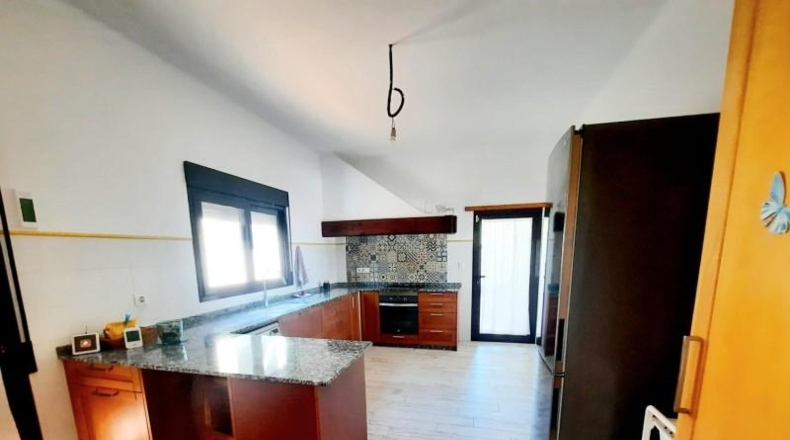 València - Alberique - 25000m2