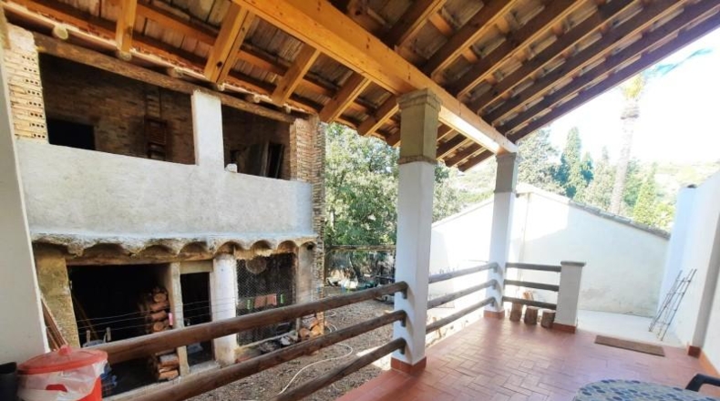 València - Alberique - 25000m2