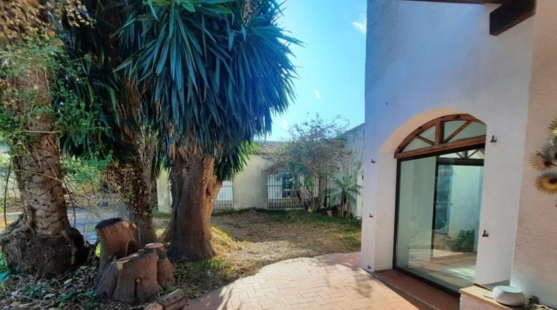 València - Alberique - 25000m2