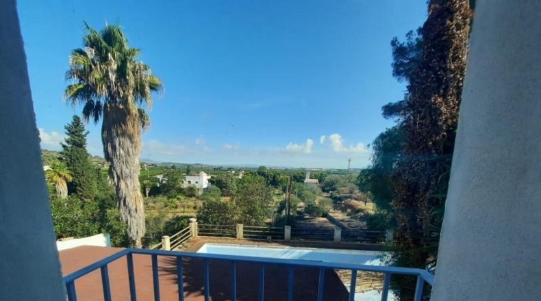 València - Alberique - 25000m2