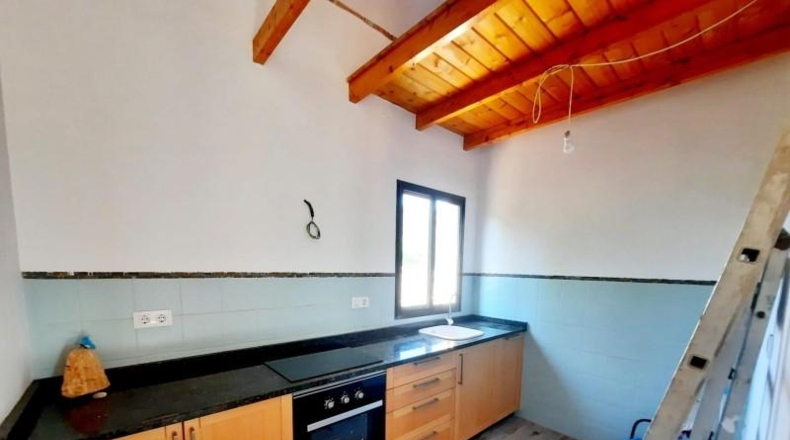 València - Alberique - 25000m2