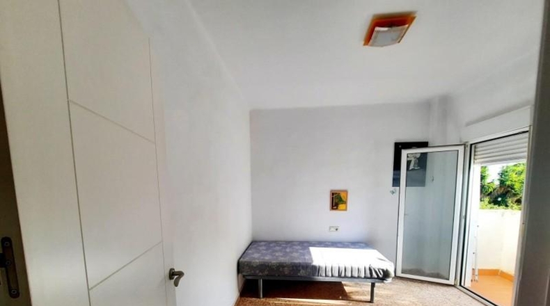 València - Alberique - 25000m2