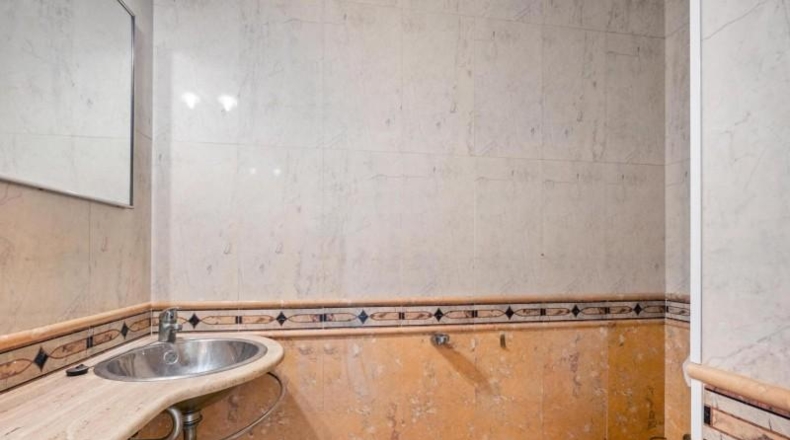 Girona - Sant Pere Pescador - 1754m2
