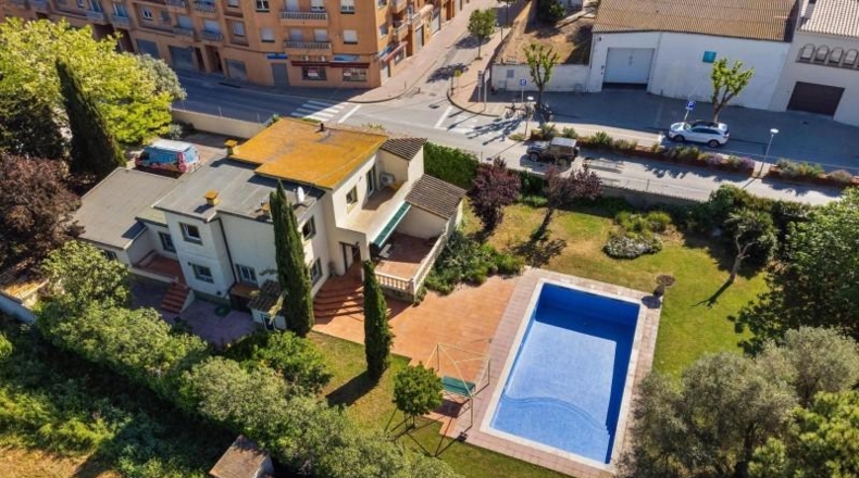 Girona - Sant Pere Pescador - 1754m2