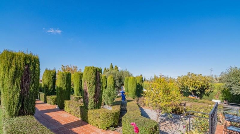 Гранада - Gójar - 2142m2
