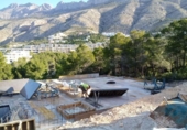 Отдельно стоящий дом с участком на продажу в городе Altea Фото