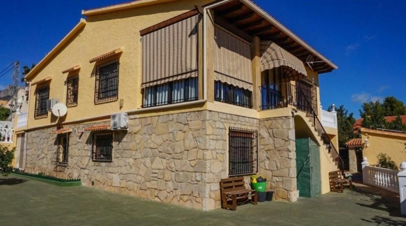 Alicante - La Nucía - 5900m2