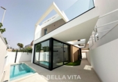 Chalet independiente con terreno en venta en la España, Pilar de la Horadada, ref: TR157506 foto