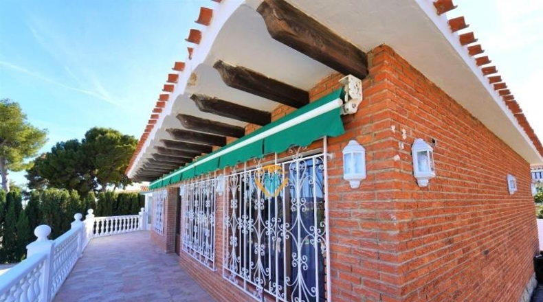 Alicante - La Nucía - 1054m2
