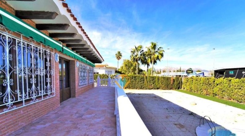 Alicante - La Nucía - 1054m2