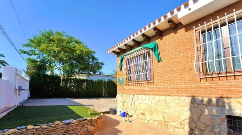 Alicante - La Nucía - 1054m2