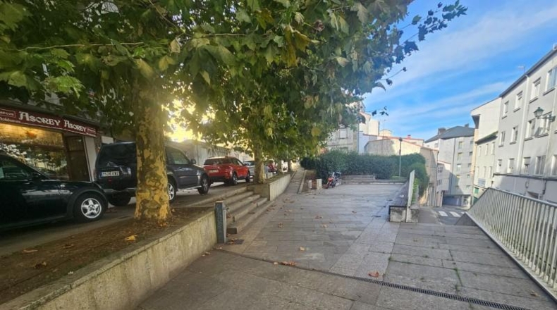 La Coruna - Santiago de Compostela - 2580m2