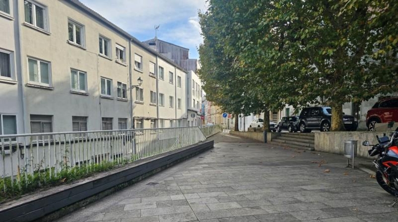 La Coruna - Santiago de Compostela - 2580m2