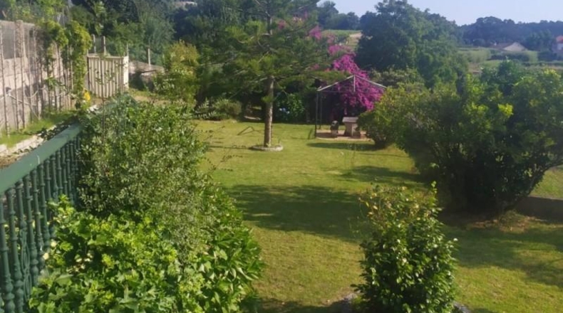 Pontevedra - Vilagarcía de Arousa - 1870m2