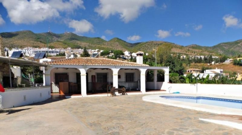 Málaga - Benalmádena - 2221m2