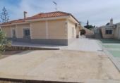 Xalet independent amb terreny en venda a la España, Elx, ref.: TR327090 foto
