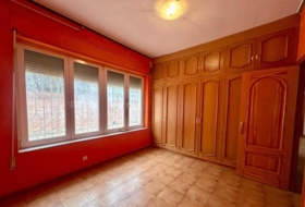 Elx 925&nbsp;m² 