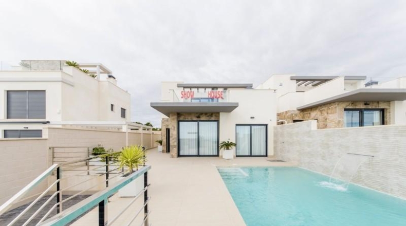 Alicante - San Miguel de Salinas - 350m2