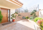 Chalet independiente con terreno en venta en la España, Monachil, ref: TR246980 foto