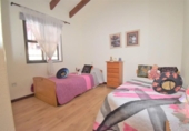 Chalet independiente con terreno en venta en la España, Orihuela, ref: TR241624 foto