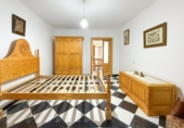Casa de pueblo en venta en la España, Sant Joan, ref: TR376818 foto