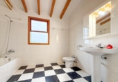 Casa de pueblo en venta en la España, Sant Joan, ref: TR376818 foto