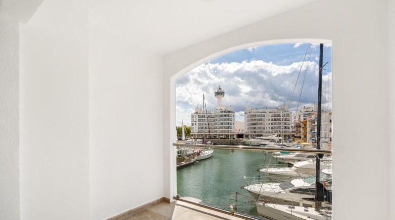 Gerona - Empuriabrava - 220m2