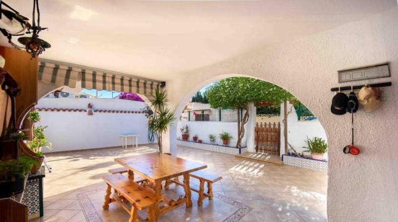 Alicante - Alfaz del Pi - 450m2