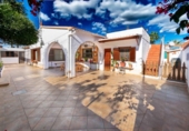 Casa de pueblo en venta en la España, L'Alfàs del Pi, ref: TR377357 foto